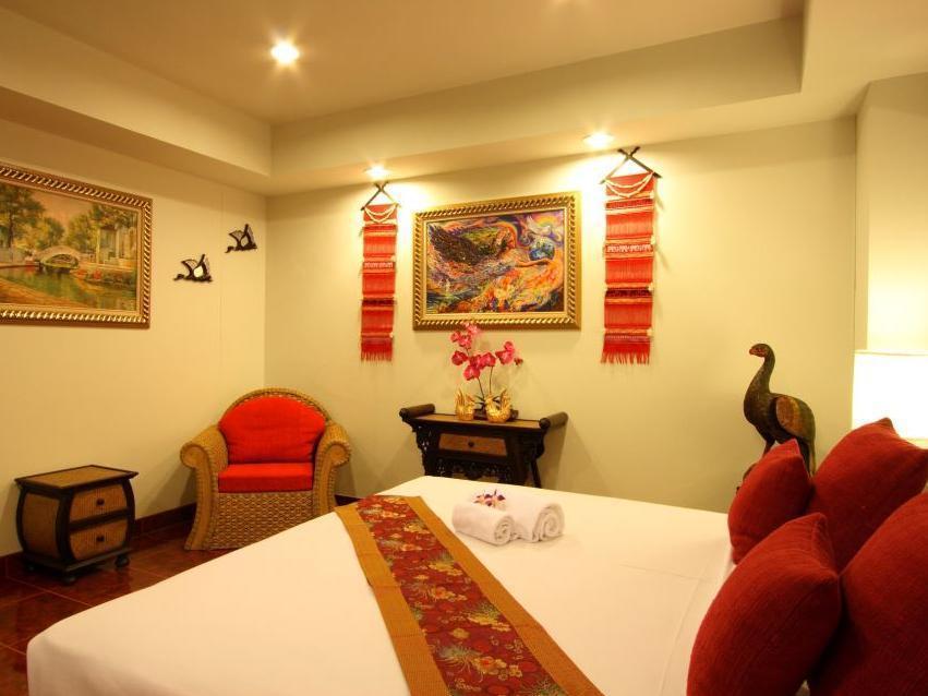 Win Place Hotel Chiang Mai Exterior foto