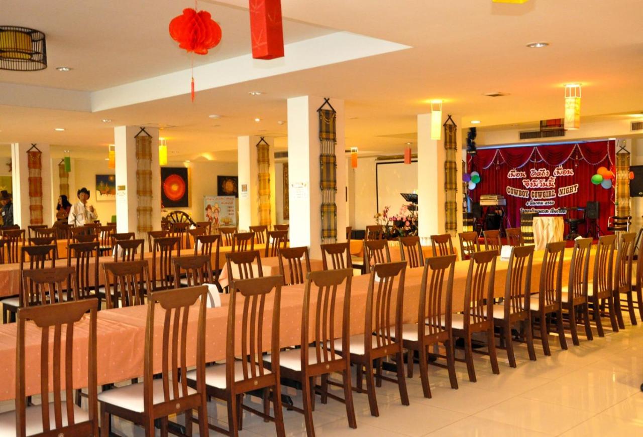 Win Place Hotel Chiang Mai Exterior foto